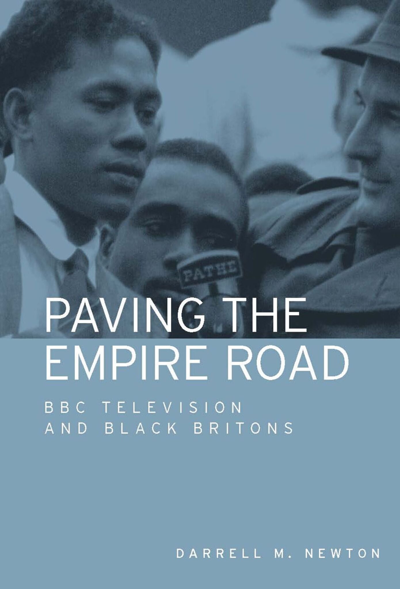 Cover image for Paving the Empire Road ISBN 9781526143617