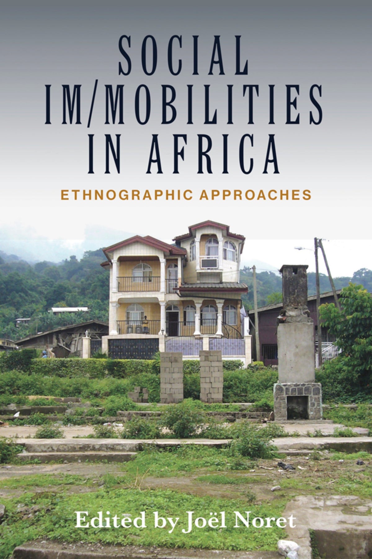 Cover image for Social Im/mobilities in Africa ISBN 9781789204858